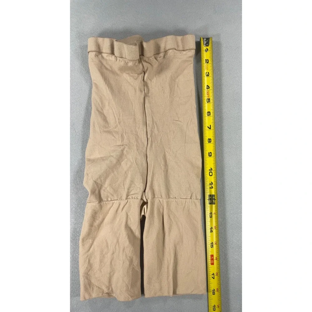 Assets‎ Red Hot Label by Spanx Nude High Waisted Mid Thigh Shaper Size 2 Beige